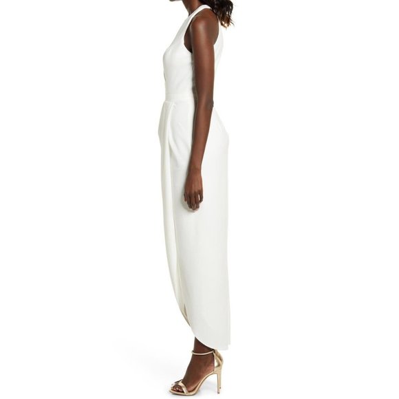 🆕 XSCAPE Tulip Hem Sleeveless Crepe Gown Dress Ivory 2 - Picture 2 of 11